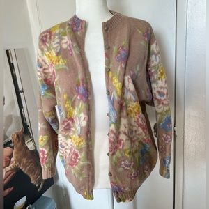 Vintage sweater flower